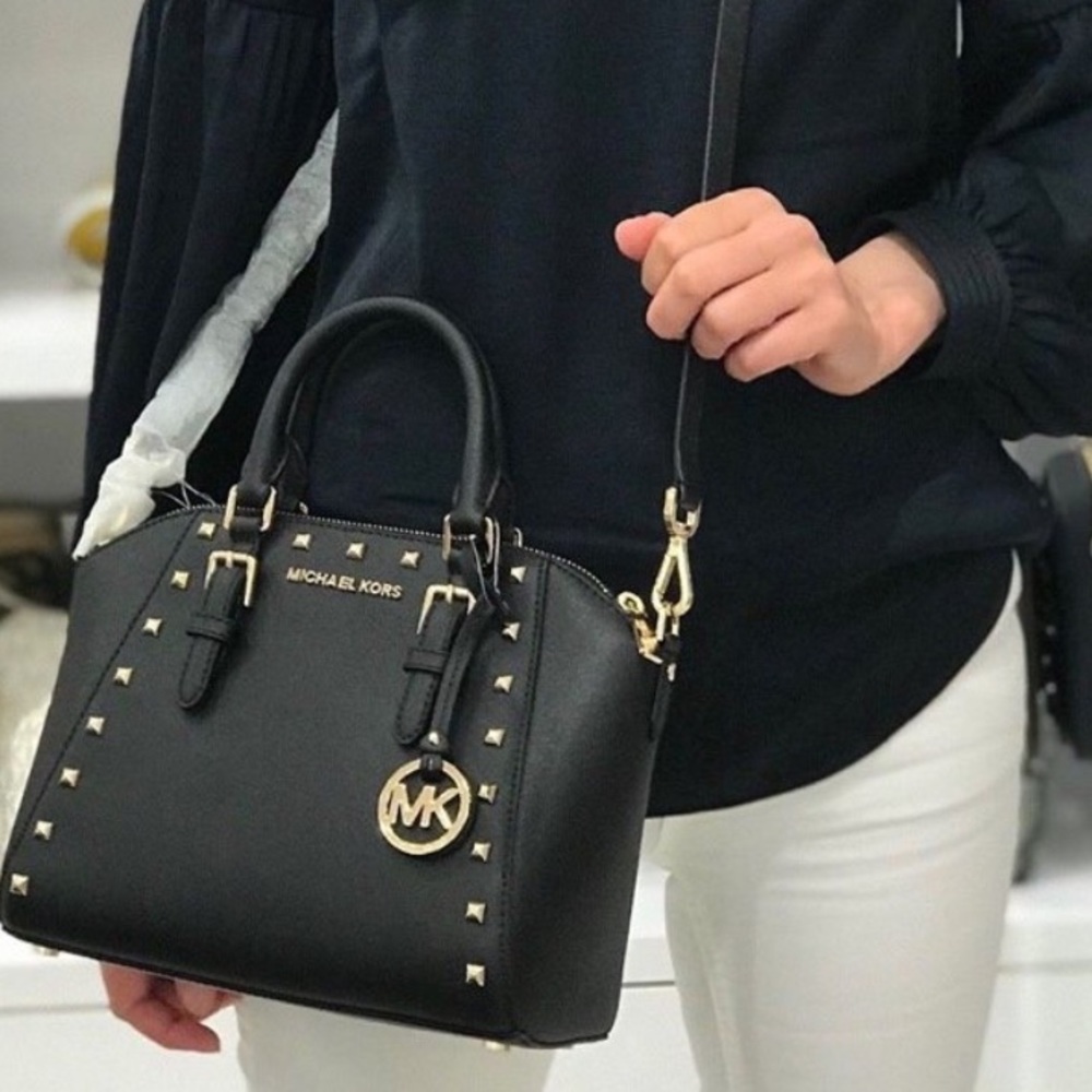 πNWT Michael Kors Studded Ciara Satchel - Picture 5 of 5